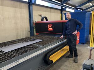 Esprit lasersnijmachine Mallens Constructietechniek